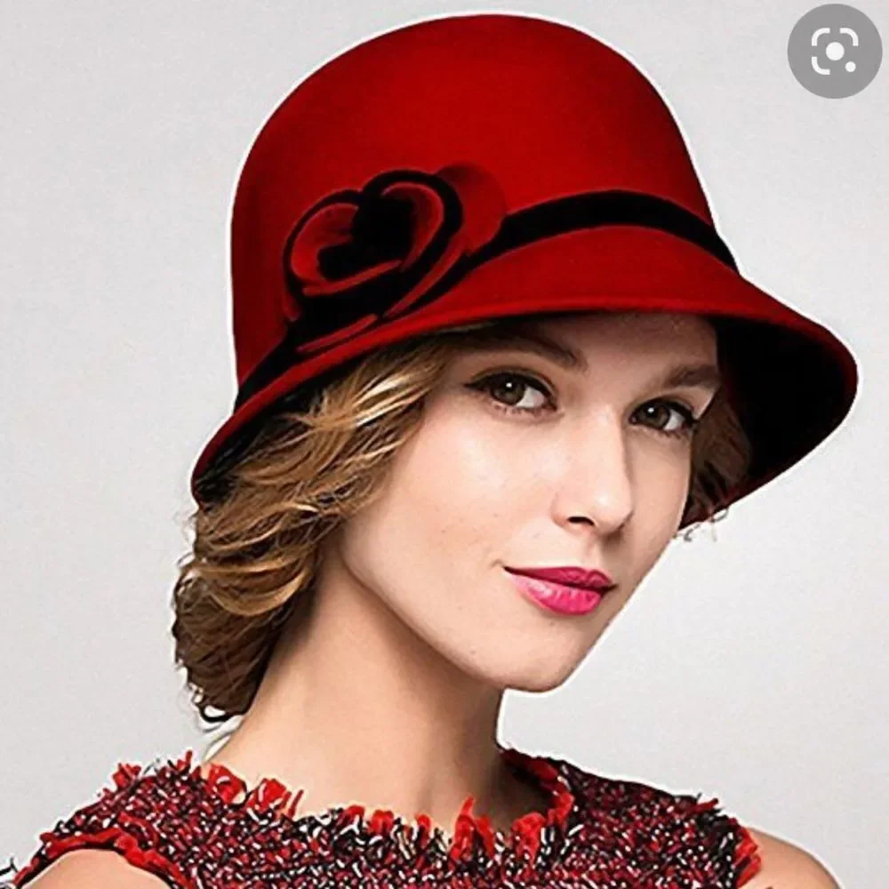 Betmar Retro Vintage 1920s Wool Vibrant Red Ladies Bow Feather & Pin Hat - Picture 13 of 16